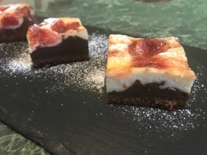brownies cheesecake alle fragole1